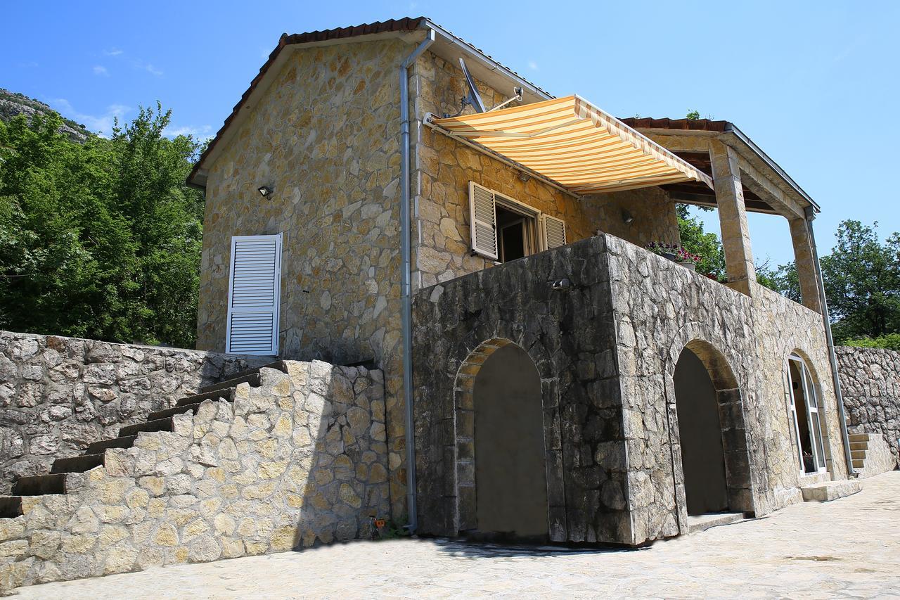 Karuc Villa Skadar Lake מראה חיצוני תמונה