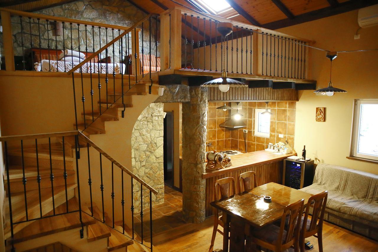 Karuc Villa Skadar Lake מראה חיצוני תמונה